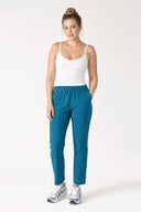 AW Mild-Crop Scrub Pants